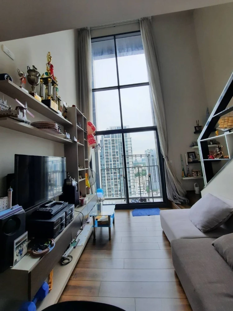 For rent Onyx Phahonyothin, 23rd floor, Duplex Room, fully furnished, ready to move in. Reserve now, don't miss out.