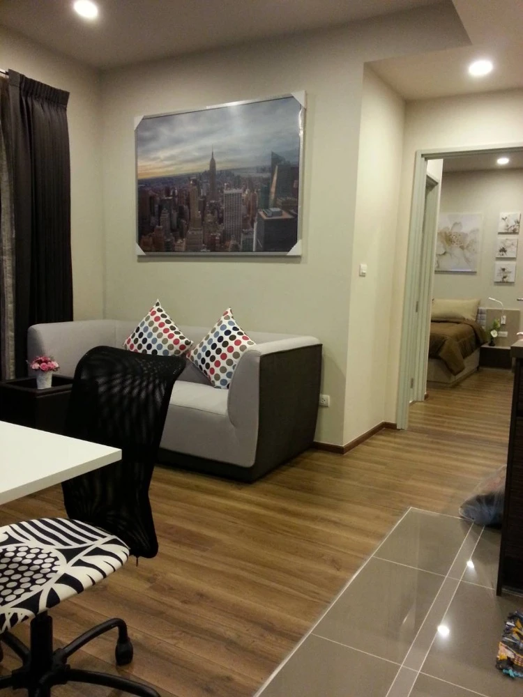 For rent: Onyx Phahonyothin, fully furnished room, ready to move in. Interested? Hurry and reserve now!
