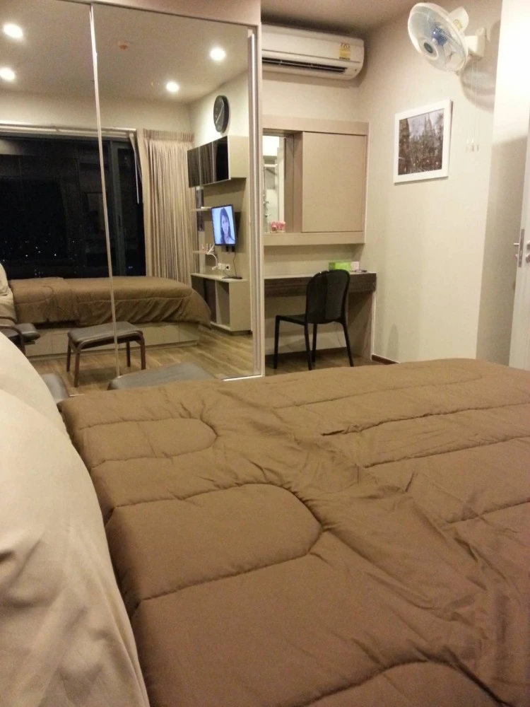 For rent: Onyx Phahonyothin, fully furnished room, ready to move in. Interested? Hurry and reserve now!