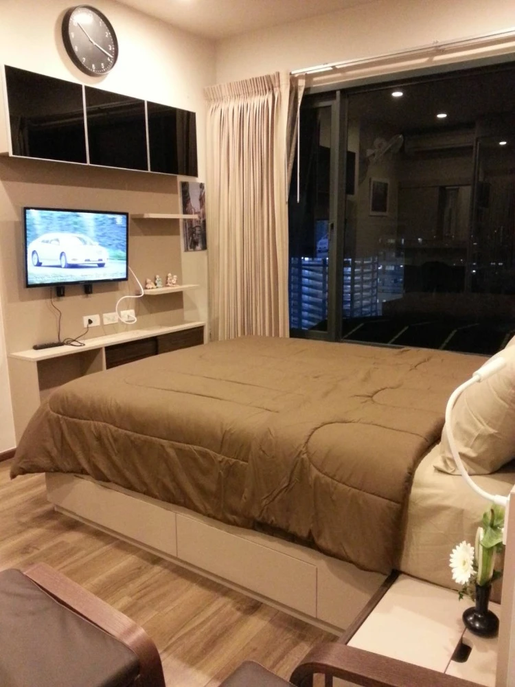 For rent: Onyx Phahonyothin, fully furnished room, ready to move in. Interested? Hurry and reserve now!