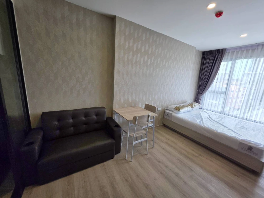 Condo for rent at Origin Place Bangna, 5th floor. Nice unit, fully furnished. Book now!