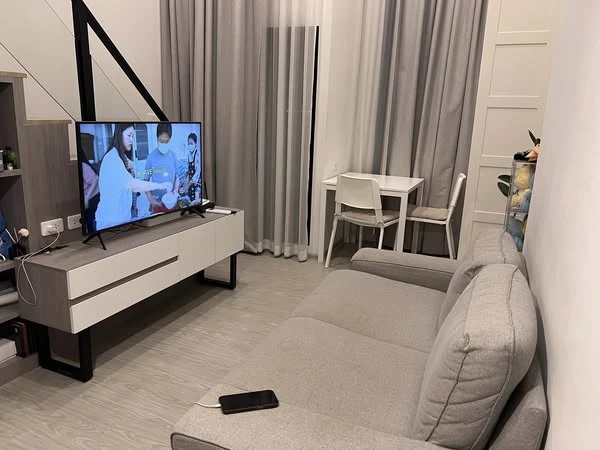 For rent: Origin Plaza Ramkhamhang Triple Station, a comfortable room, complete in one place. If you don't book, you'll regret it.