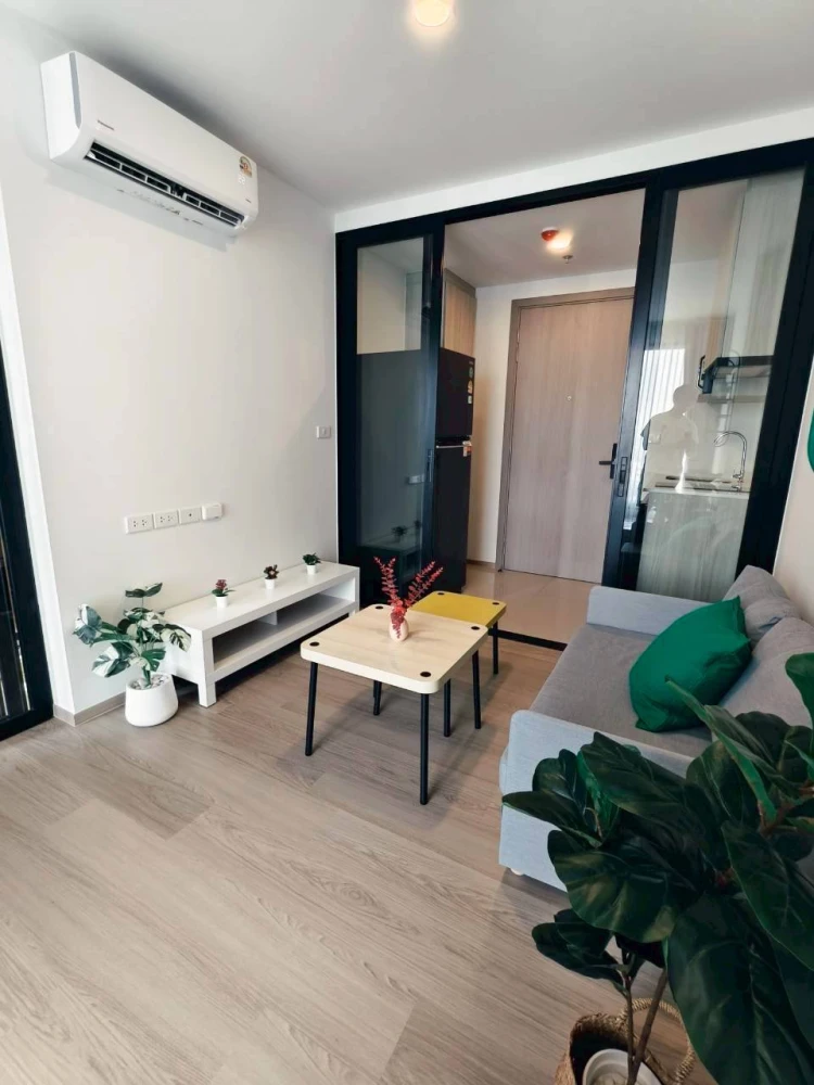 For rent: Origin Play Bangkhunnon Triple Station, North facing, garden view, fully furnished. Book now!