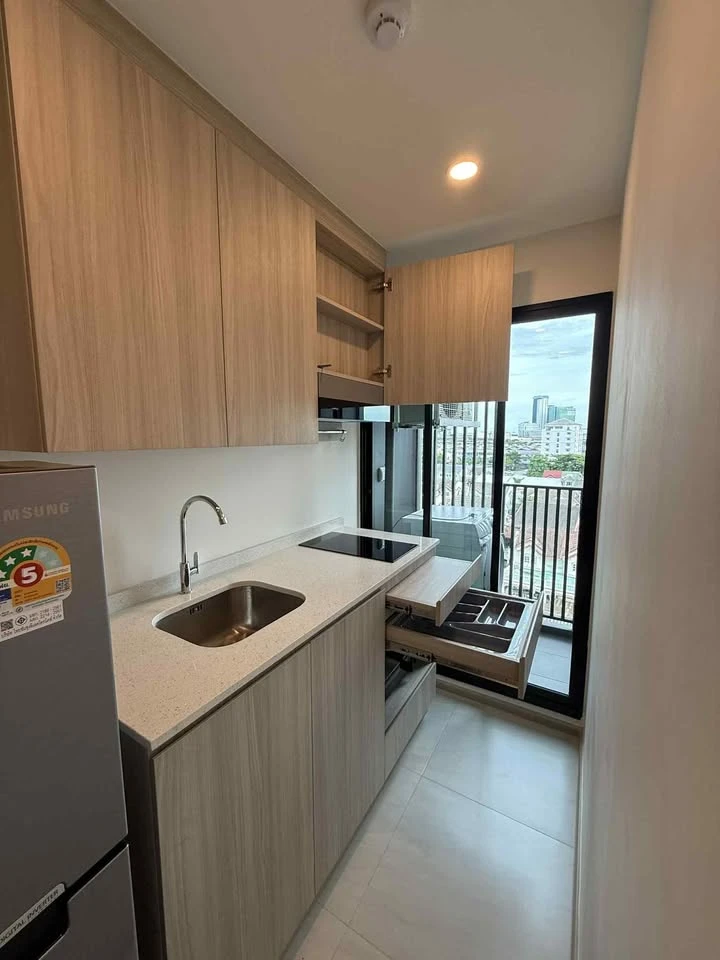 For rent: Origin Play Sri Udom Station, 1 bedroom, 1 bathroom, built-in furniture, fully equipped, reserve now!