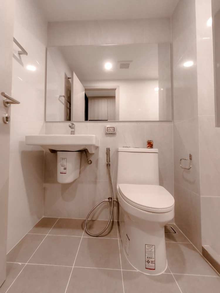 For rent: Origin Play Sri Udom Station, 1 bedroom, 1 bathroom, fully furnished, good location, reserve now.