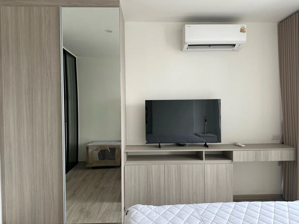 For rent: Origin Play Sri Udom Station, 7th floor, fully furnished unit. Book now! Don't miss out!