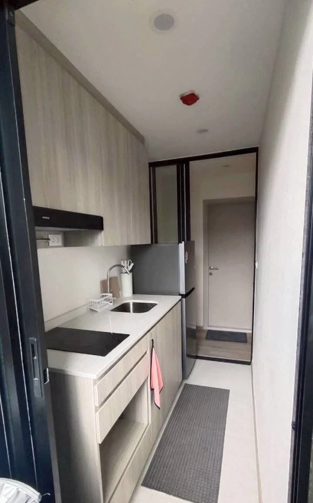 Condo for rent at Origin Play Sri Udom Station. Fully furnished, pet-friendly. Pet lovers, don't miss out! Book now!