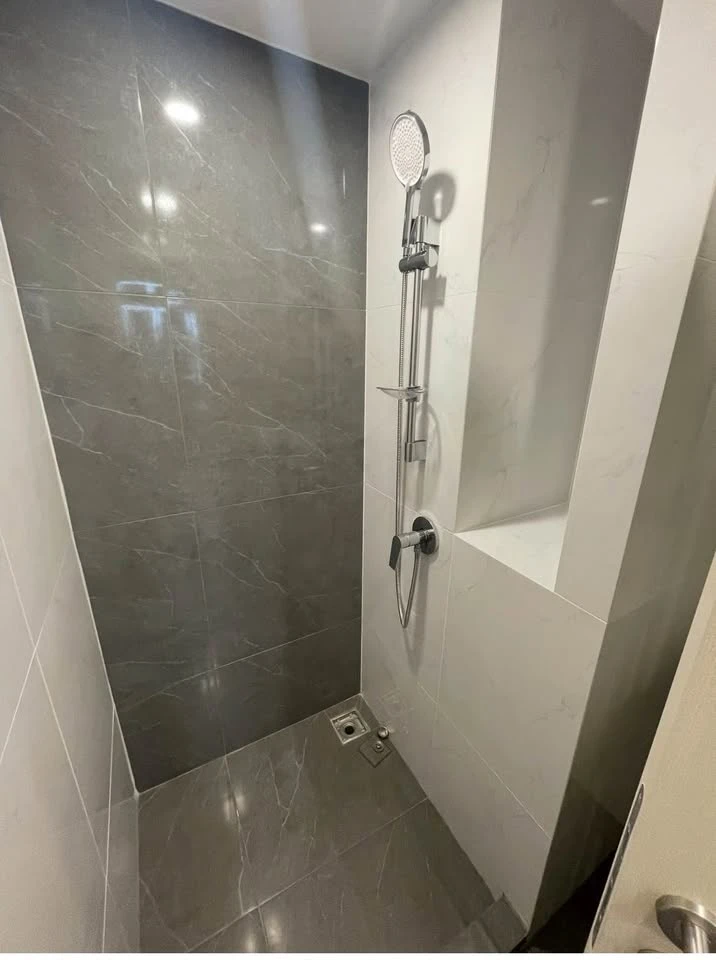 For rent: Origin Plug & Play E22 Station, 4th floor, nice room, fully furnished, reserve now.