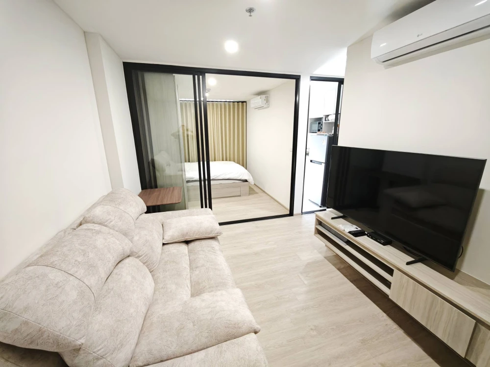 For rent: Origin Plug & Play E22 Station apartment. Nice location, convenient transportation, fully furnished. Don't miss out!