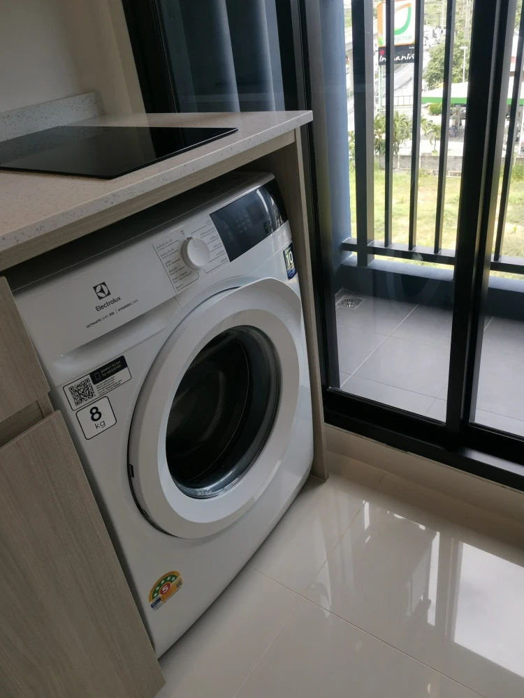 For rent: Origin plug & Play E22 Station, separate room, fully furnished, ready to move in.