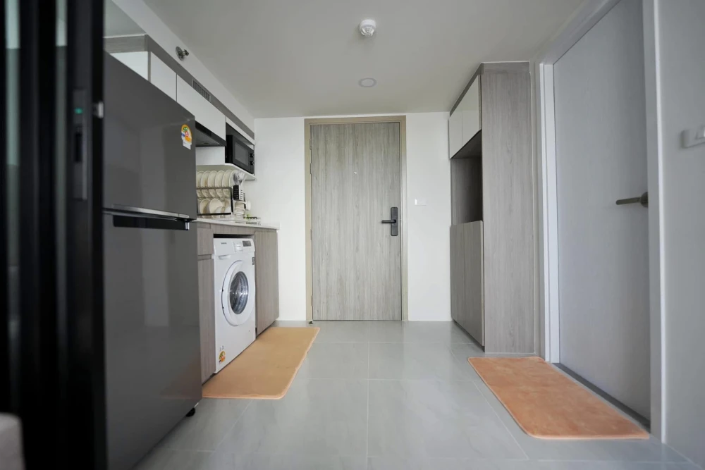 For rent: Origin Plug & Play Nonthaburi Station, 8th floor, corner room, fully furnished, nice to live in, book now, don't miss out.