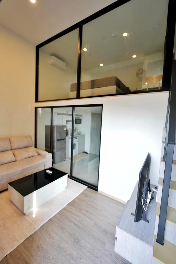 For rent: Origin Plug & Play Nonthaburi Station, 8th floor, corner room, fully furnished, nice to live in, book now, don't miss out.