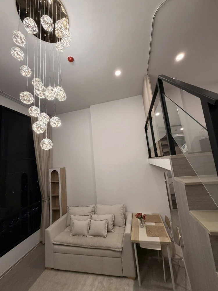 For rent: Origin Plug & Play Ramkhamhaeng Triple Station, high floor (20th floor), unobstructed view, fully furnished, ready to move in.