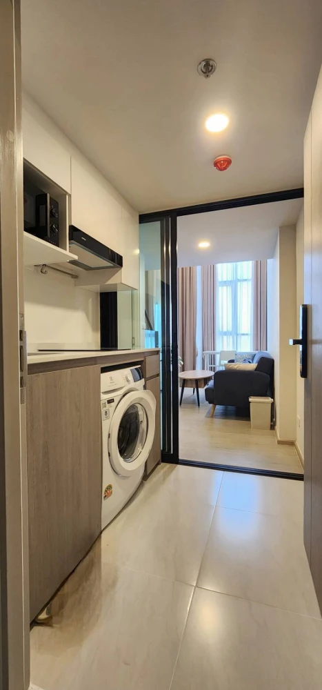 For rent: Origin Plug & Play Ramkhamhaeng Triple Station, ready to move in, fully furnished, reserve now!