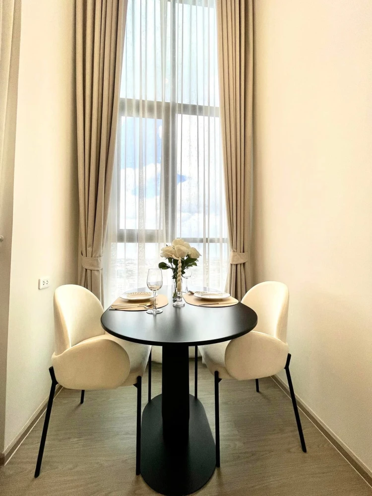 For rent: Origin Plug & Play Ramkhamhaeng Triple Station, complete with electrical appliances, basic furniture, ready to move in