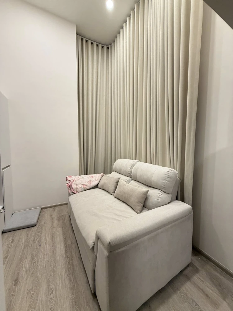 For rent: Origin Plug & Play Sirindhorn Station, 11th floor, fully furnished unit. Book now!