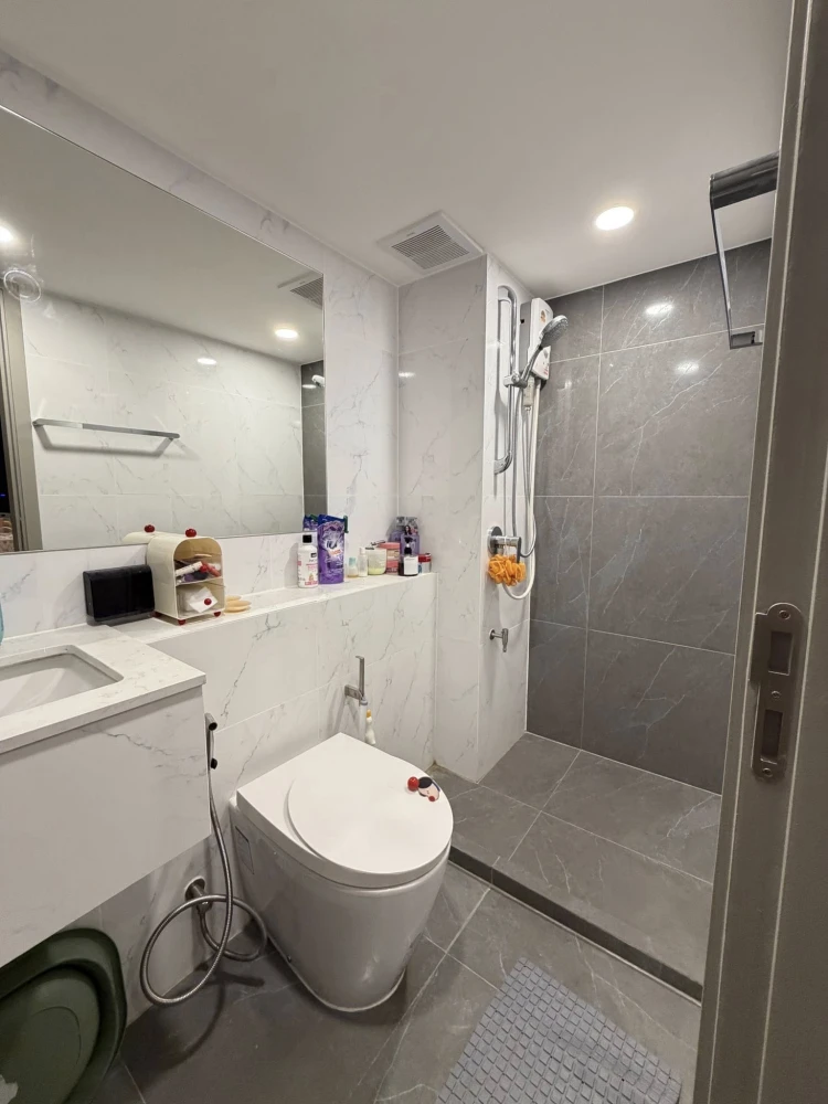 For rent: Origin Plug & Play Sirindhorn Station, 11th floor, fully furnished unit. Book now!