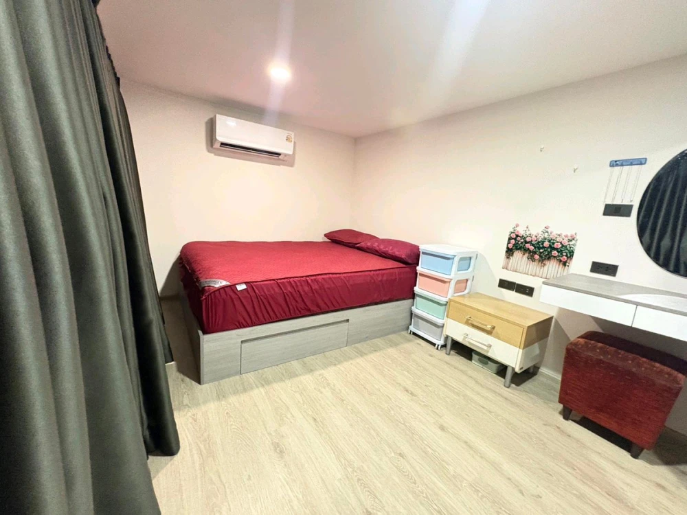For rent: Origin Plug & Play Sirindhorn Station fully furnished room. Book now!