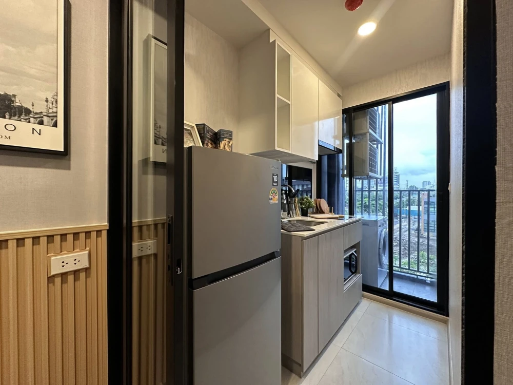 For rent: Origin Plug & Play Sirindhorn Station, 4th floor, not hot, good ventilation, perfectly separated, hurry and book now.