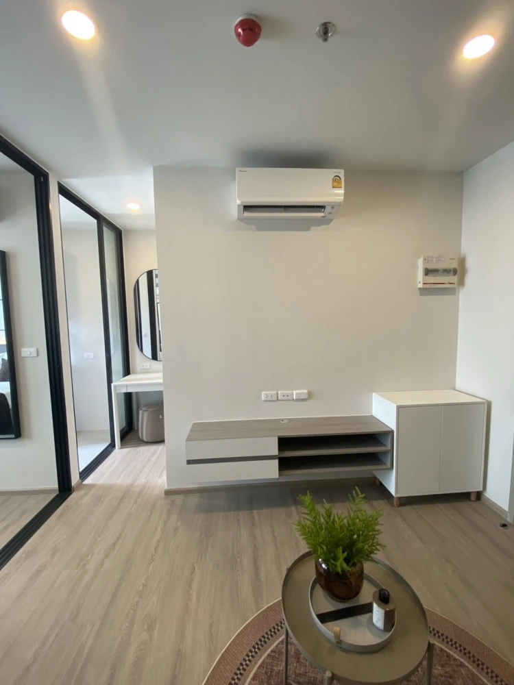 Origin Plug & Play Nonthaburi Station for rent. Beautifully decorated, great location, close to the elevator for easy access. The interior is speciall