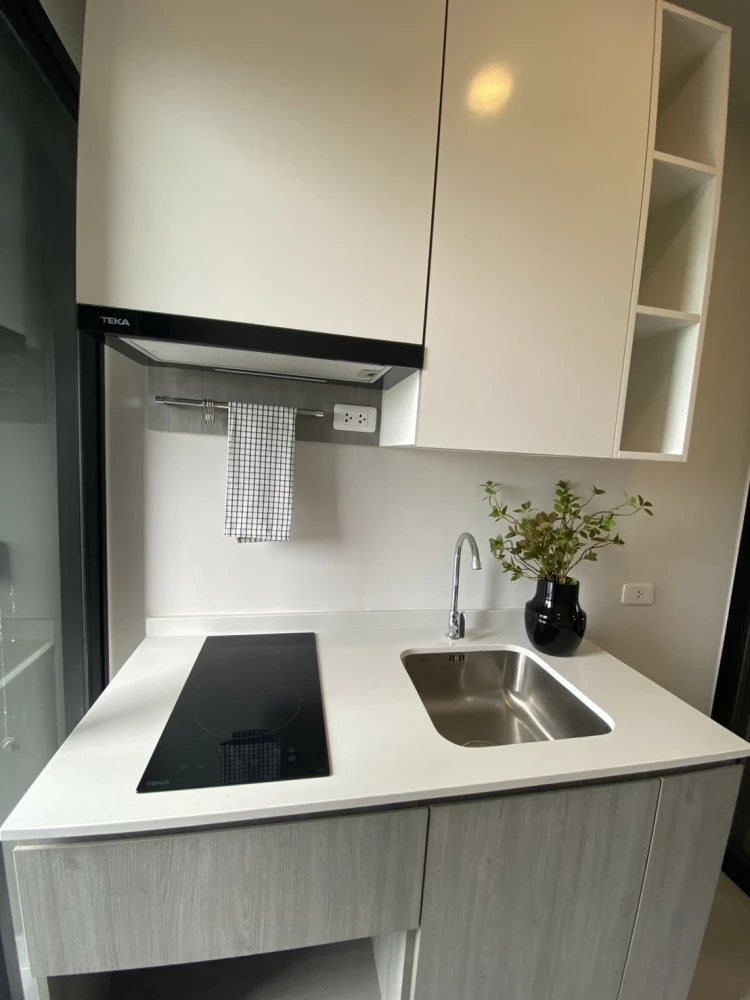 Origin Plug & Play Nonthaburi Station for rent. Beautifully decorated, great location, close to the elevator for easy access. The interior is speciall