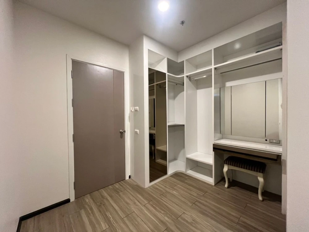 For rent: Origins Bangmod-Rama 2, 7th floor, fully furnished unit, ready to move in immediately. Book now!