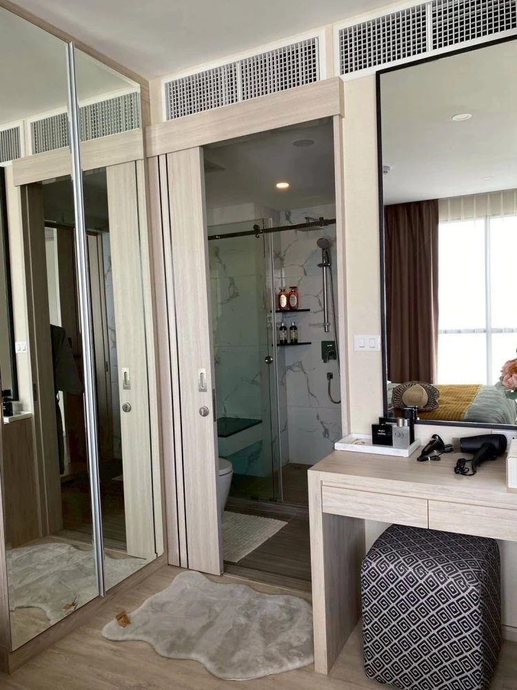 For rent PANORA PATTAYA, one-bedroom room, Sea view, can see the sea from the bedroom, don't miss it.