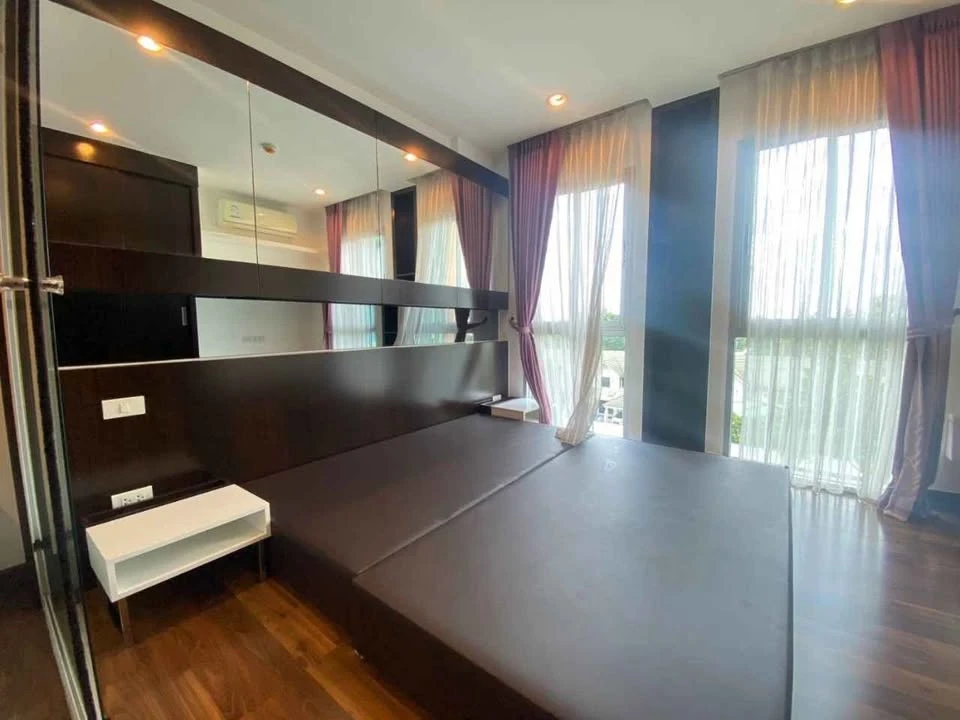 For rent: Parc Exo Kaset-Navamintra, very beautiful room number, complete with furniture, ready to move in.