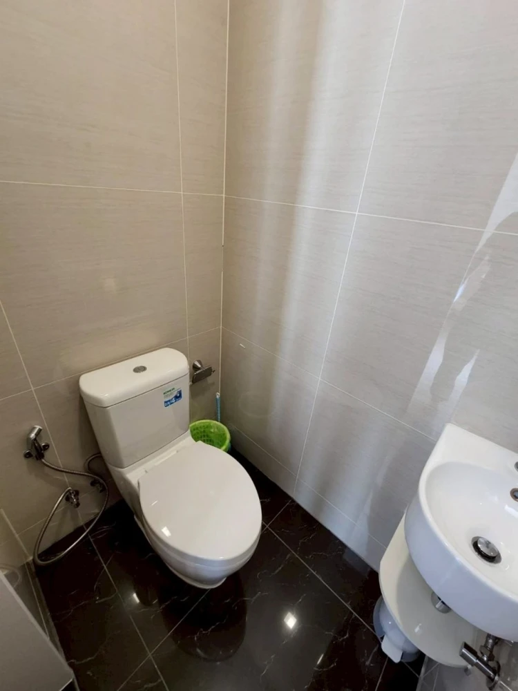 For rent: Park 24 Origin Phrom Phong, 20th floor, very high, with beautiful built-in furniture, fully decorated, ready to move in.