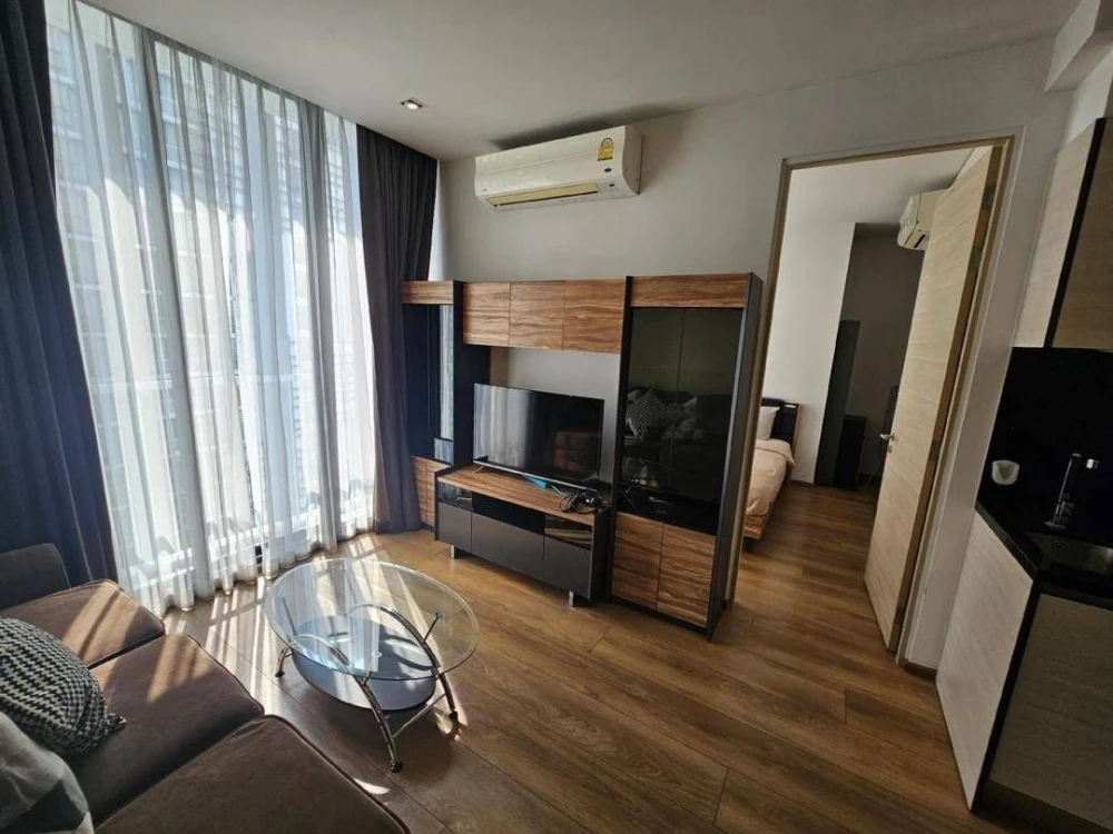 For rent: Park 24 Origin Phrom Phong, a nice room, decorated in a controlled tone, with complete facilities. Book now!