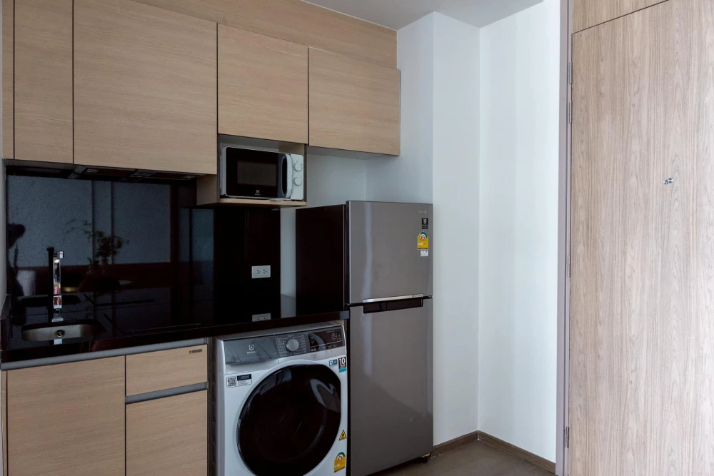 For rent: Park 24 Origin Phrom Phong, high floor room, beautiful view, fully furnished, ready to move in.