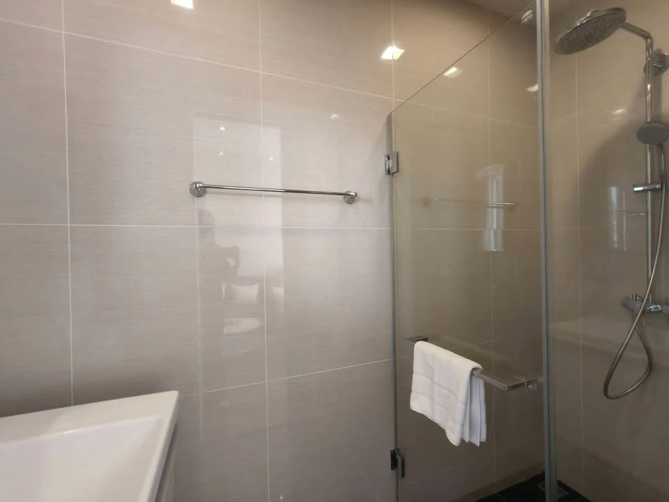 For rent: Park 24 Origin Phrom Phong, very high floor unit, wallpapered throughout, fully furnished, ready to move in.