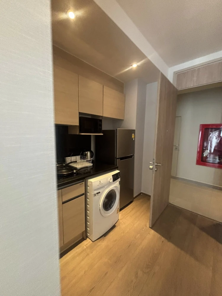 For rent: Park 24 Origin Phrom Pong, room size 24 sq m, Studio, 23rd floor, complete with appliances and furniture. Reserve now.