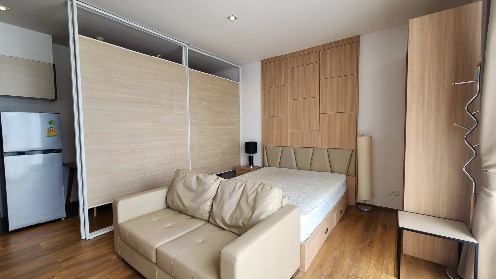 For rent: Park 24 Origin Phrom Phong, 33 sqm, fully furnished with built-in furniture, very nice to live in. Book now!