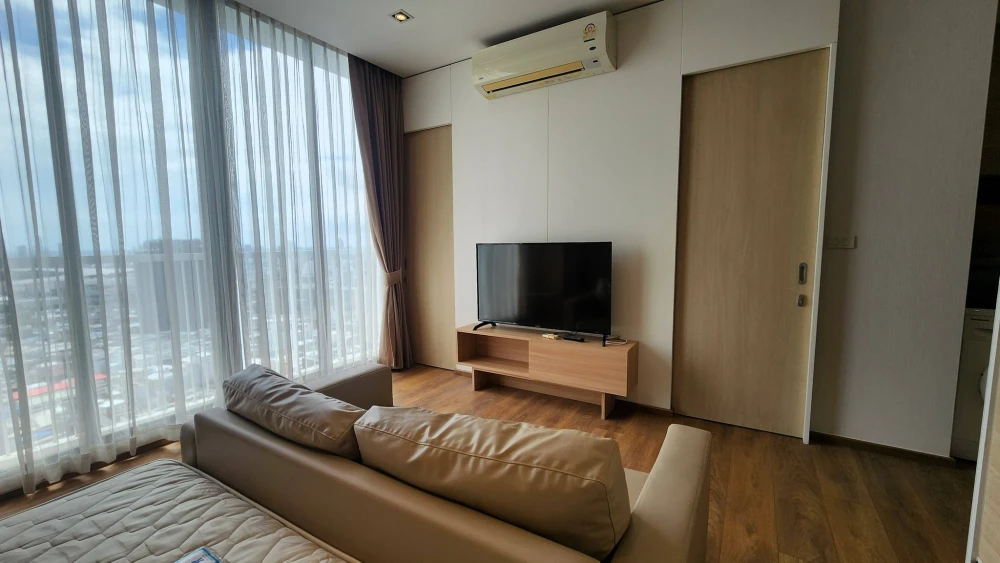 For rent: Park 24 Origin Phrom Phong, 33 sqm, fully furnished with built-in furniture, very nice to live in. Book now!