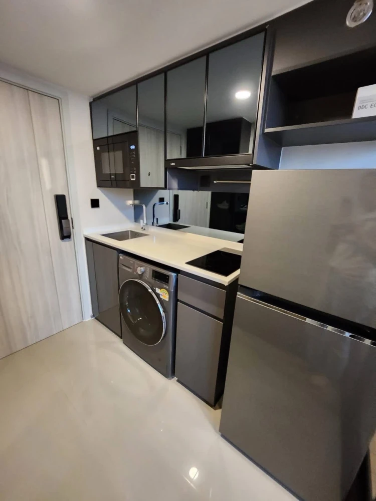 For rent: Park Origin Chula Samyan, 19th floor, corner unit, beautiful view. Book now, don't wait!