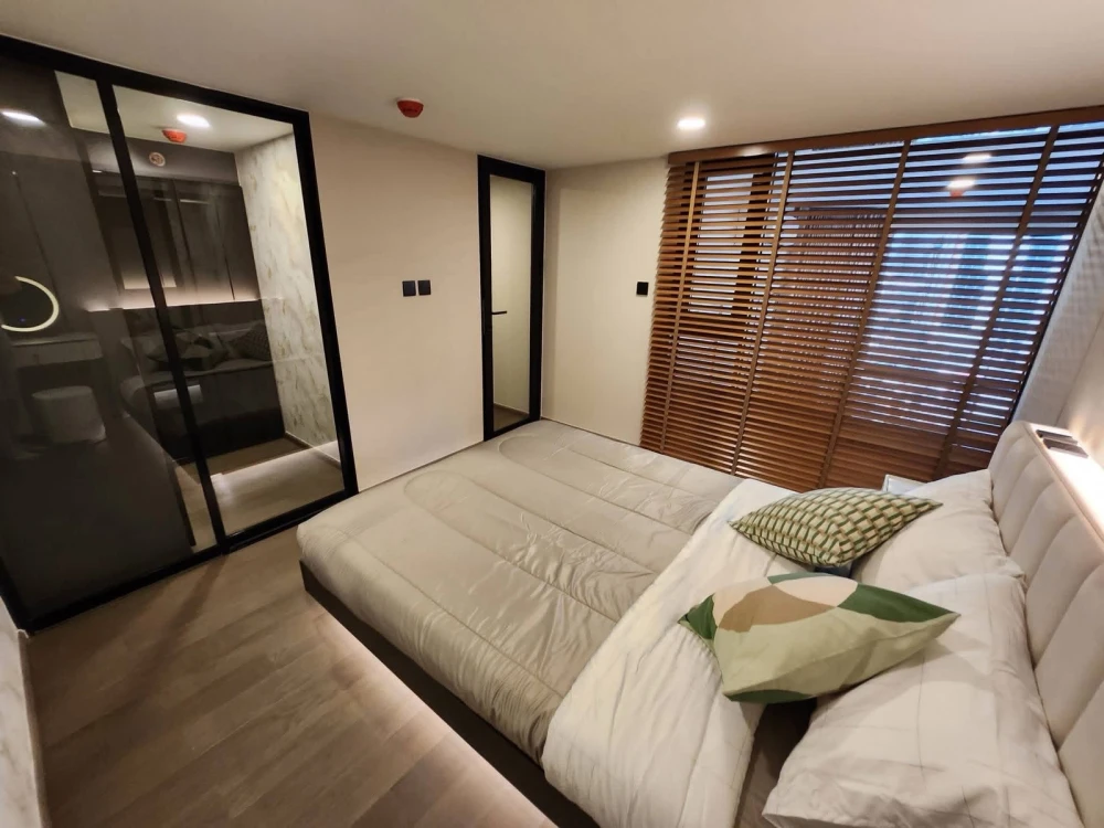 For rent: Park Origin Chula Samyan, 19th floor, corner unit, beautiful view. Book now, don't wait!