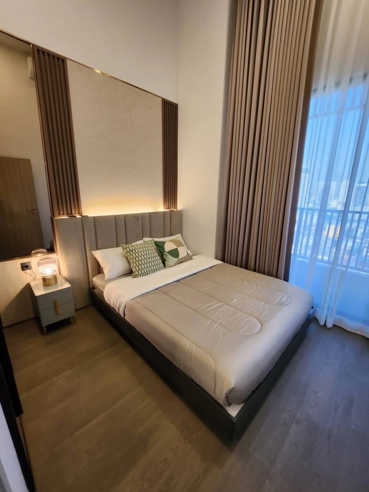For rent: Park Origin Chula Samyan, 19th floor, corner unit, beautiful view. Book now, don't wait!