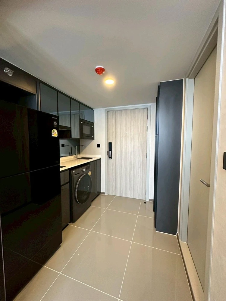 For rent: Park Origin Chula Samyan, 28th floor, nice room, fully furnished. Interested? Hurry and reserve now!