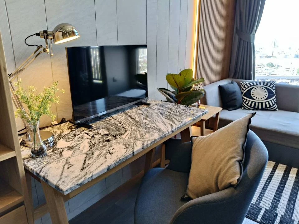 For rent: Park Origin Chula Samyan. Nice high-floor unit with complete amenities. Book now!