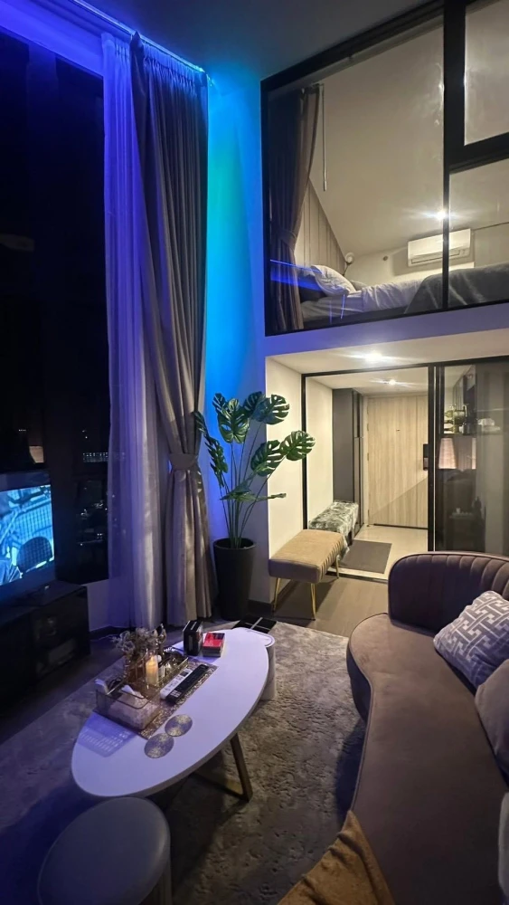 For rent: Park Origin Chula Samyan, private corner room, luxuriously decorated, with specially designed ceiling lights, extremely livable.