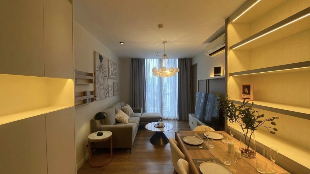 For rent Park Origin Phrompong Sukhumvit24, best corner room on the floor, Benjasiri Park view, North and East directions, book now