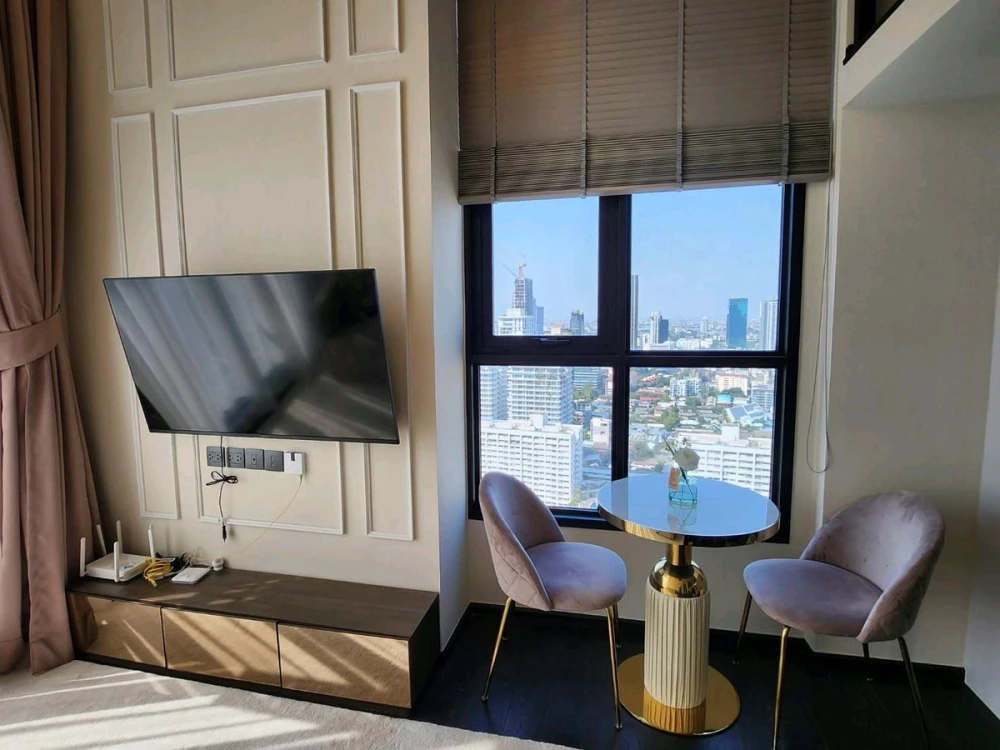 For rent: Park Origin Thonglor, 2 bedrooms, 33rd floor, fully furnished, ready to move in. Book now!