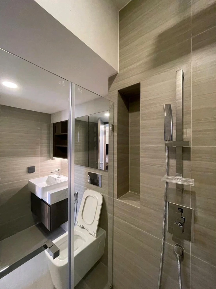 For rent: Park Origin Thonglor, 2 bedrooms, 33rd floor, fully furnished, ready to move in. Book now!