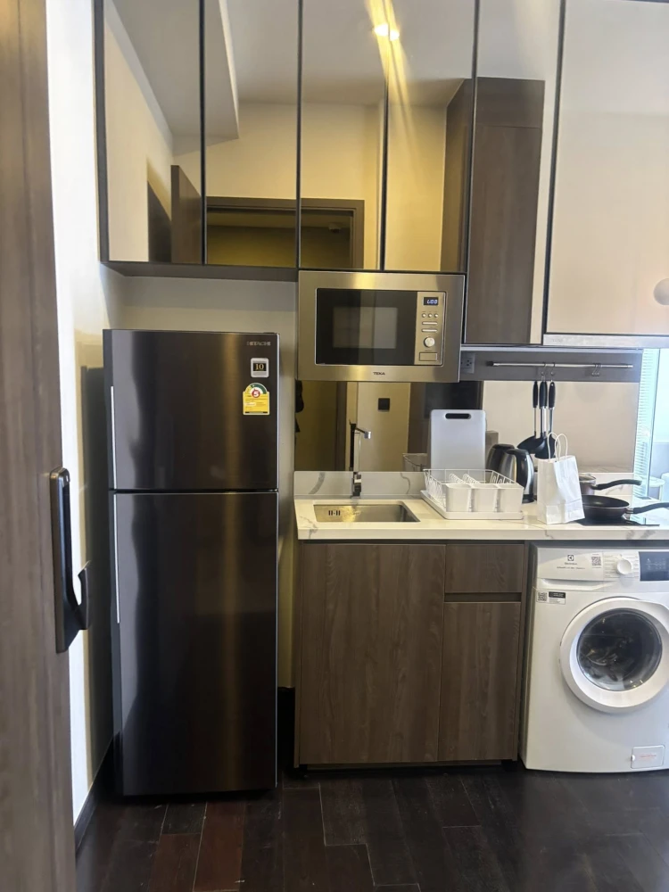 For rent: Park Origin Thonglor, condo in the heart of Thonglor, good price, 16th floor, fully furnished, book first, get it first.