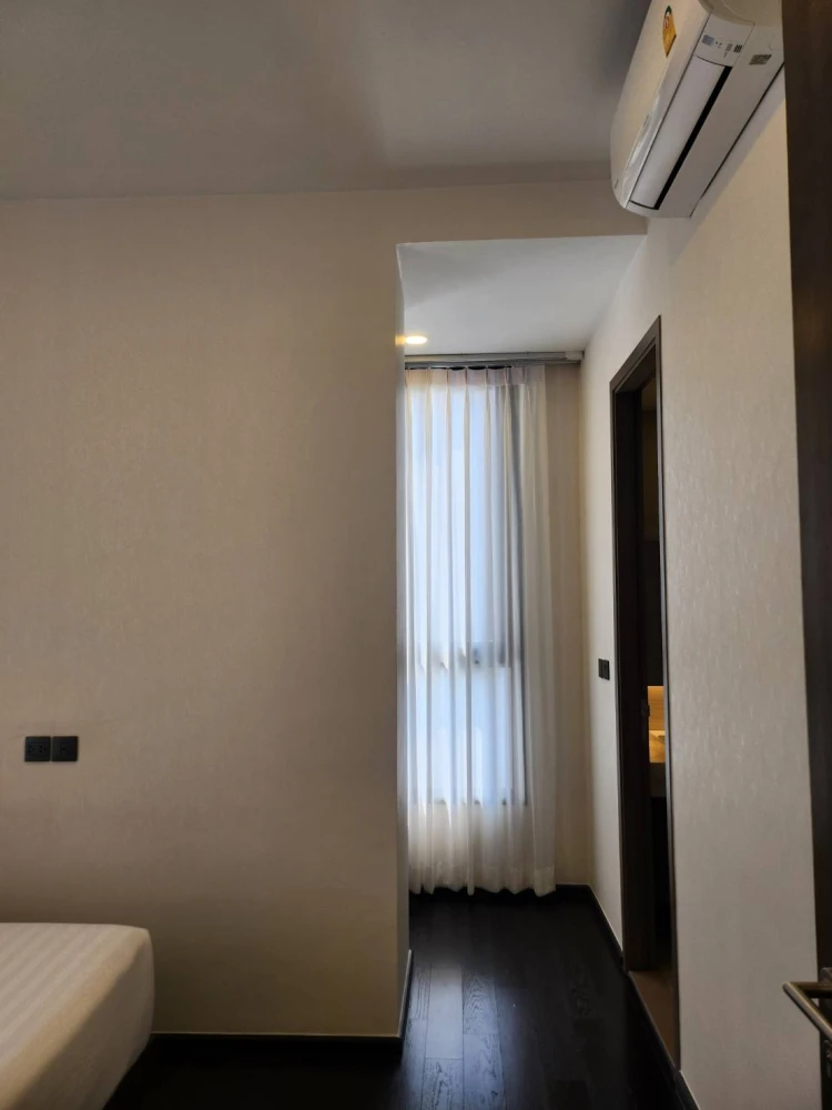 For rent: Park Origin Thonglor, Building B, very high floor, spacious room, fully furnished, very attractive.