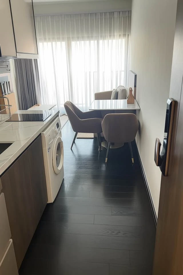For rent Park Origin Thonglor, spacious room, lots of usable space, fully furnished, has a jacuzzi, book now