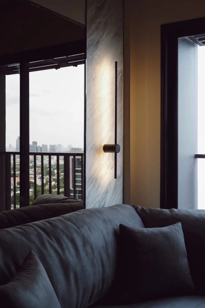 For rent: Park Origin Thonglor. The unit has custom built-in furniture and additional appliances, unlike the standard project units. Book now!