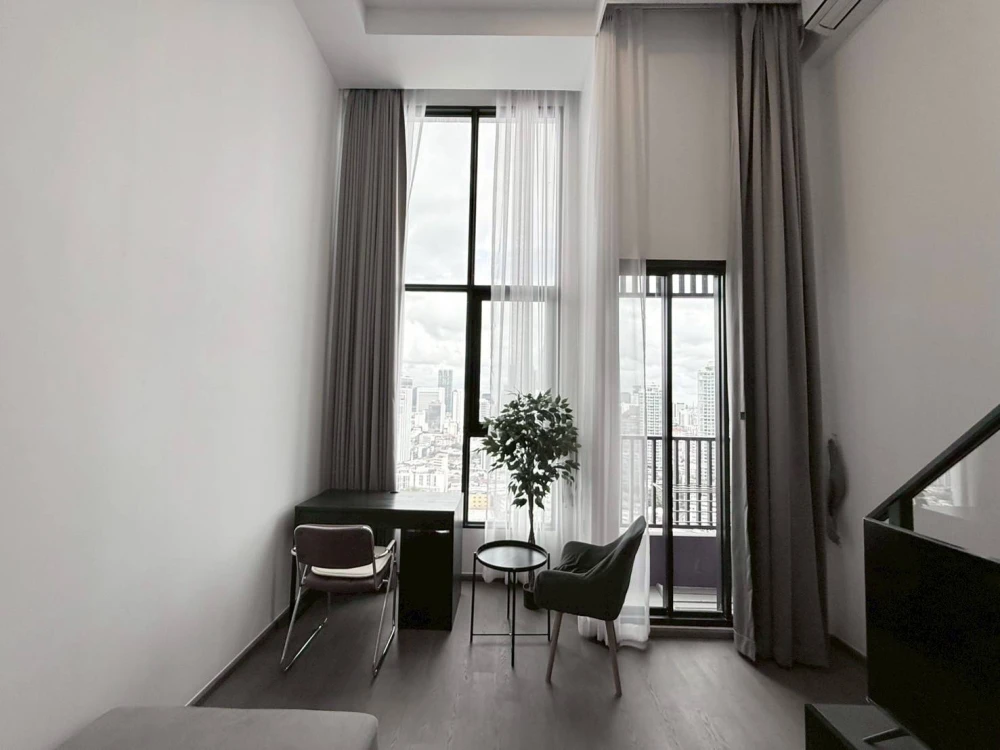For rent, Park origins Chula Samyan, Duplex room, airy and comfortable, not too expensive, come and reserve today.