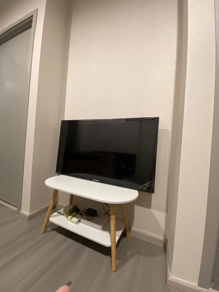 For rent, Parkland Charan-Pinklao, empty room, good price, well separated kitchen, 8th floor, swimming pool view, hurry to reserve.